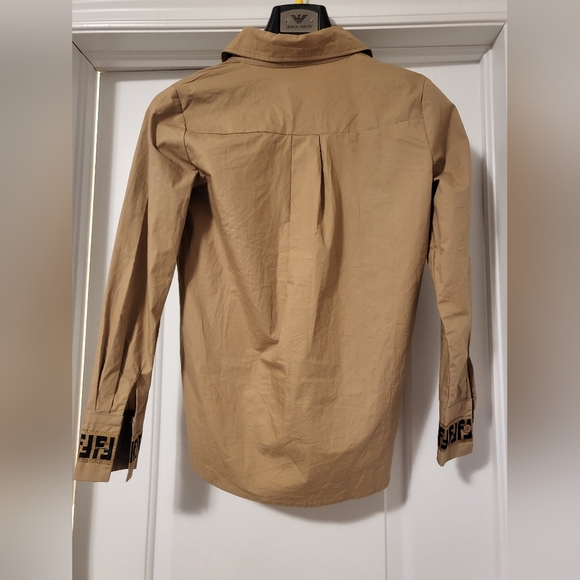 Classy shirt - Picture 3 of 3